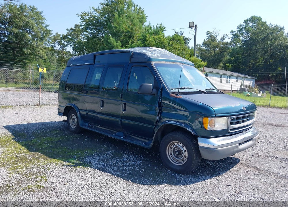 2000 FORD E-150 RECREATIONAL VIN: 1FDRE14W0YHB69263