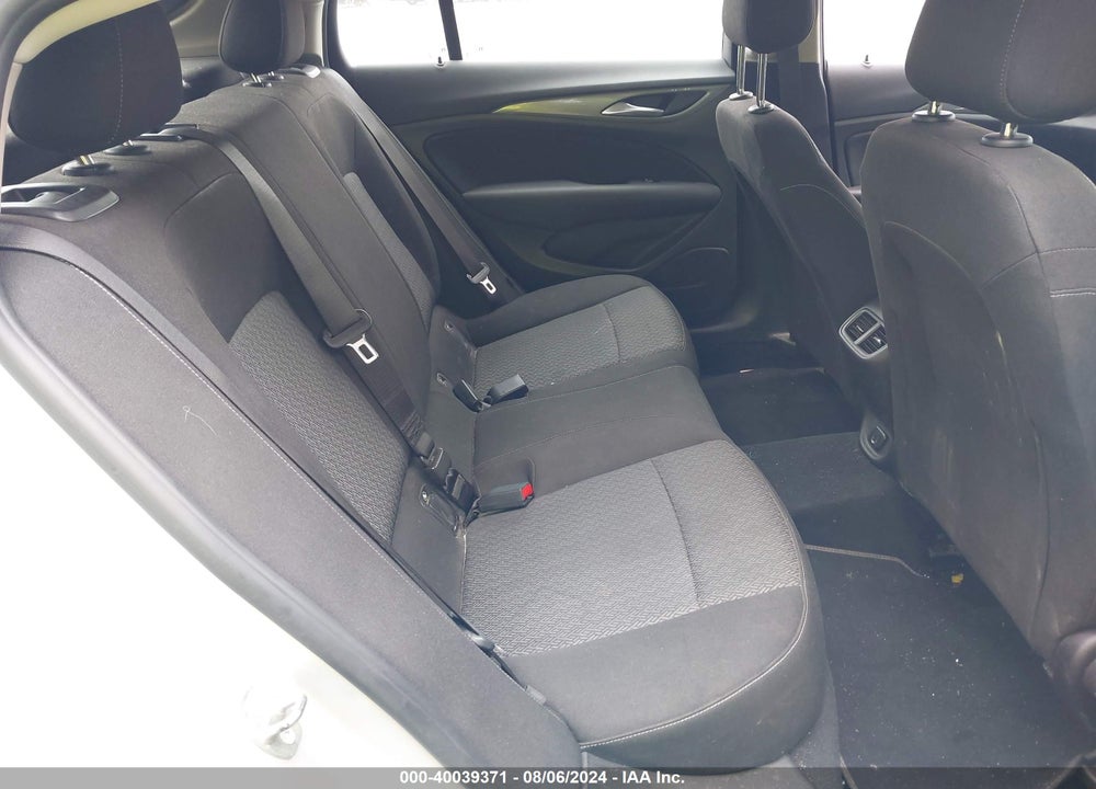 2018 BUICK REGAL SPORTBACK PREFERRED VIN: W04GL6SX0J1108272