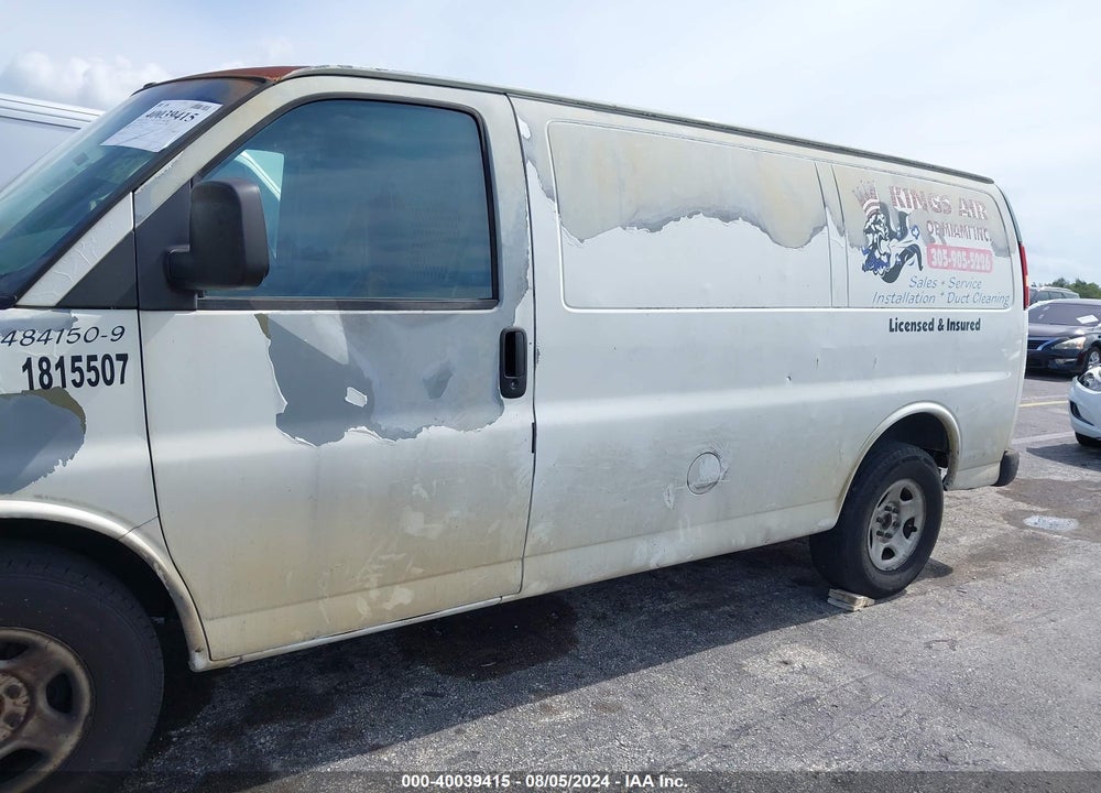 2004 CHEVROLET EXPRESS VIN: 1GCFG15X041156461