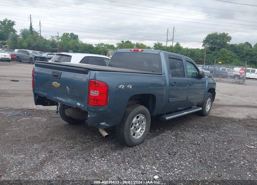 2010 CHEVROLET SILVERADO 1500 LT VIN: 3GCRKSE38AG145669