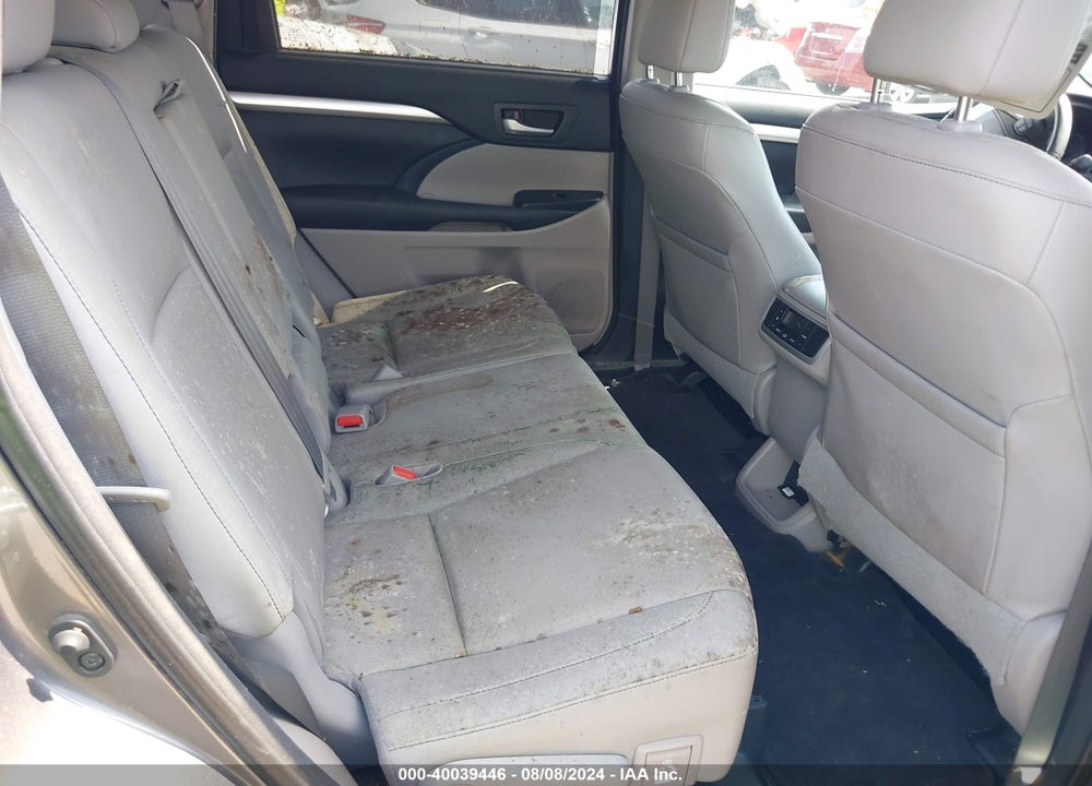 2014 TOYOTA HIGHLANDER XLE V6 VIN: 5TDKKRFH9ES015296