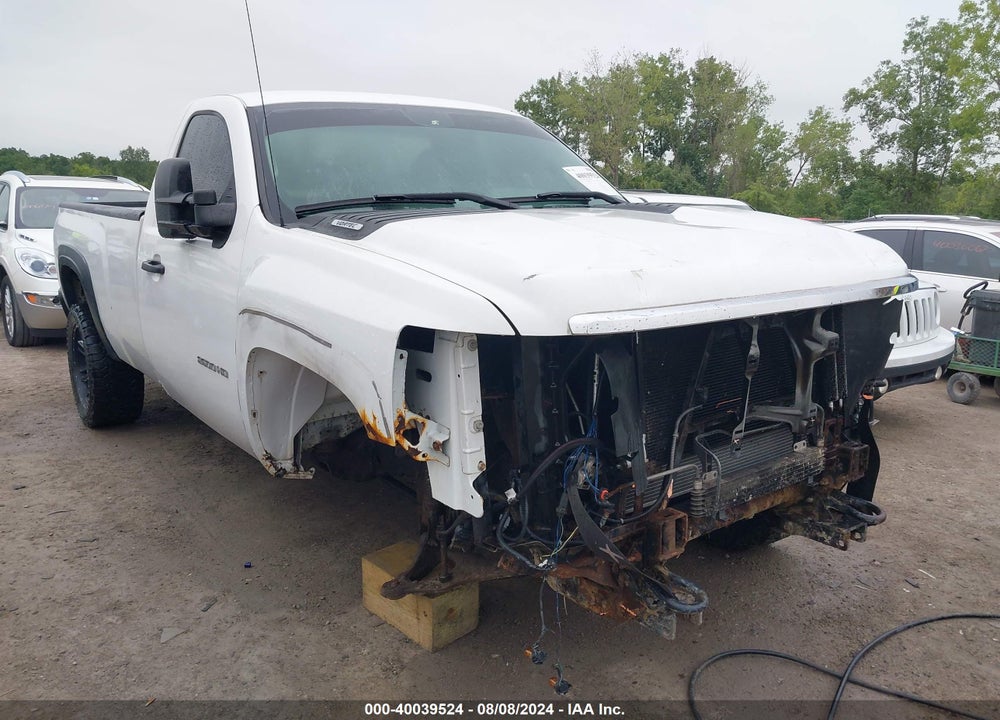 2013 CHEVROLET SILVERADO 2500HD WORK TRUCK VIN: 1GC0KVCG2DZ209192