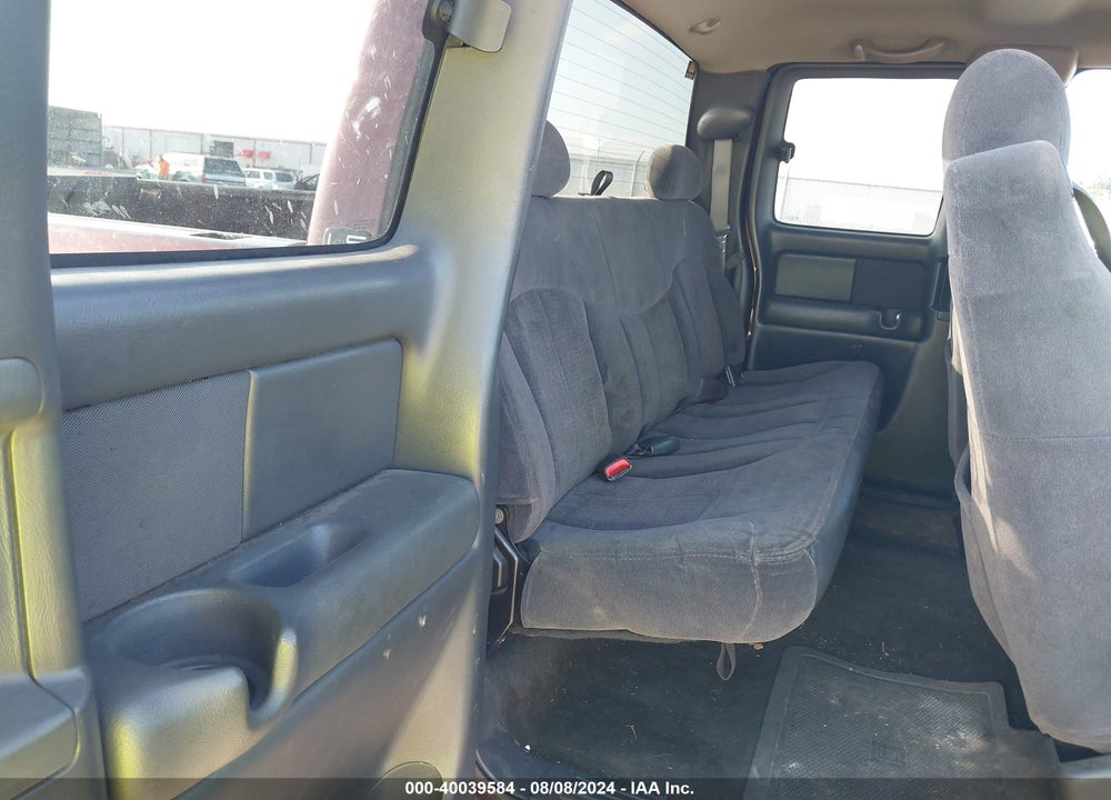 2001 CHEVROLET SILVERADO 1500 LS VIN: 2GCEK19V611341445
