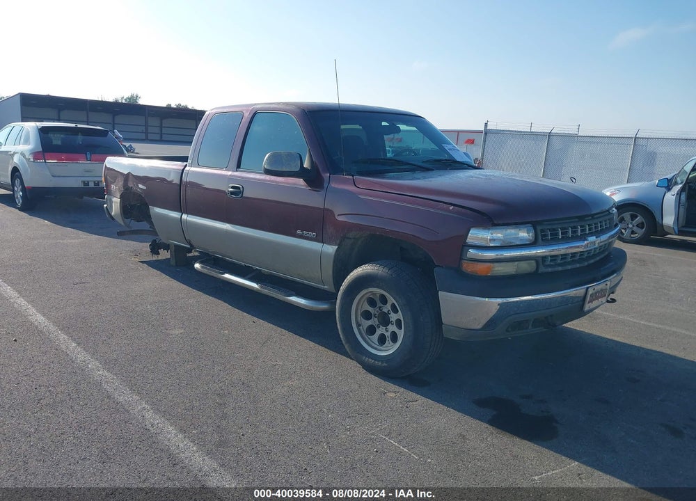 2001 CHEVROLET SILVERADO 1500 LS VIN: 2GCEK19V611341445