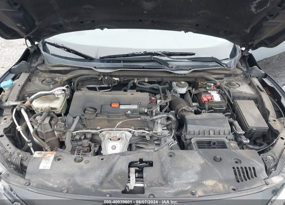 2018 HONDA CIVIC LX VIN: 2HGFC2F5XJH567573