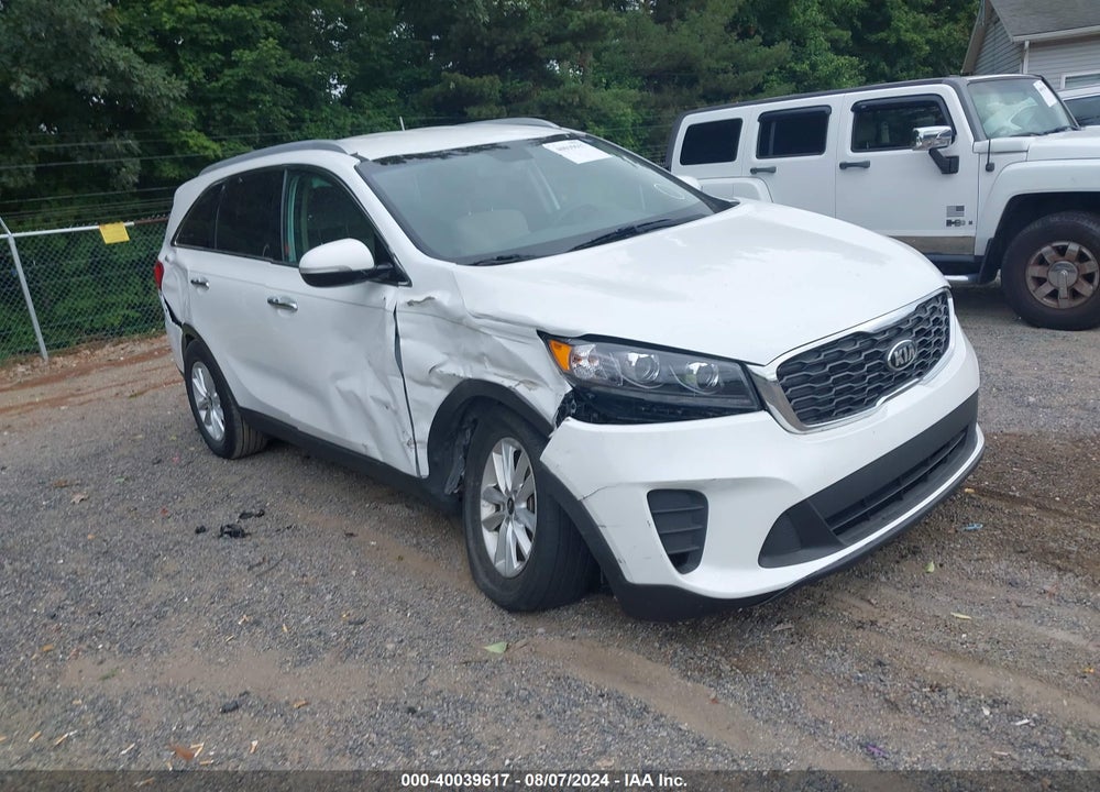 2019 KIA SORENTO 2.4L LX VIN: 5XYPG4A34KG564127