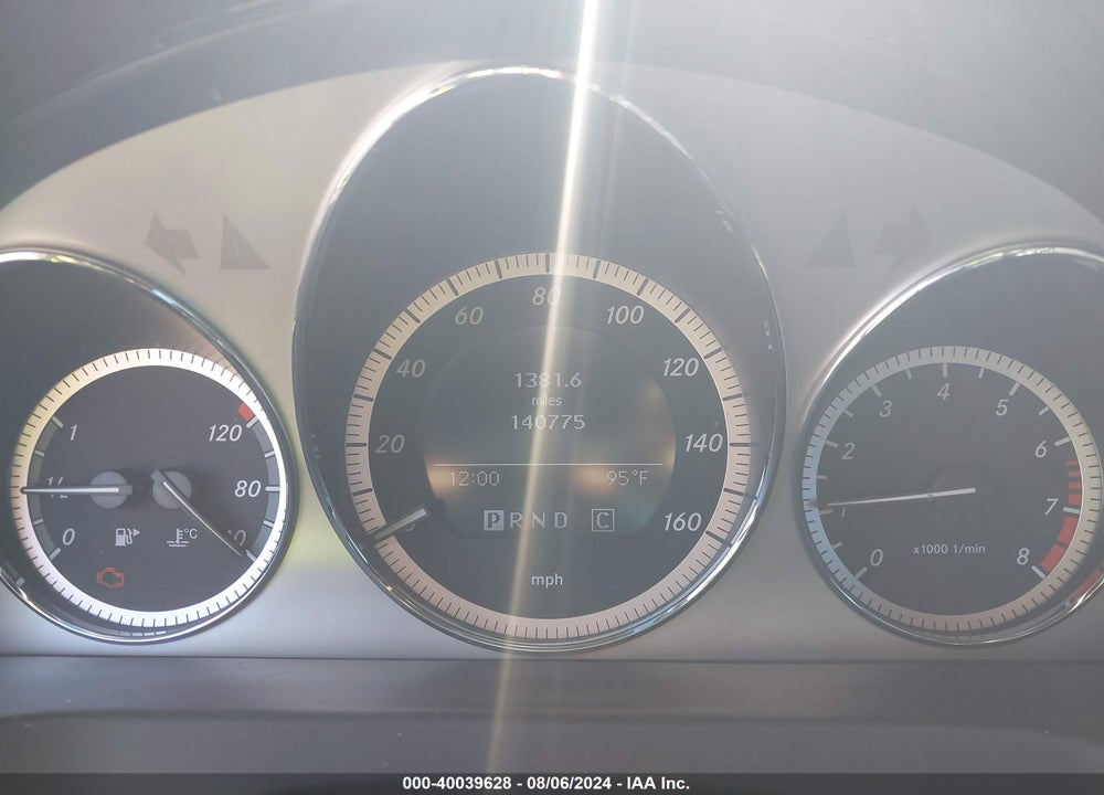 2009 MERCEDES-BENZ C 300 LUXURY/SPORT VIN: WDDGF54X49R067913