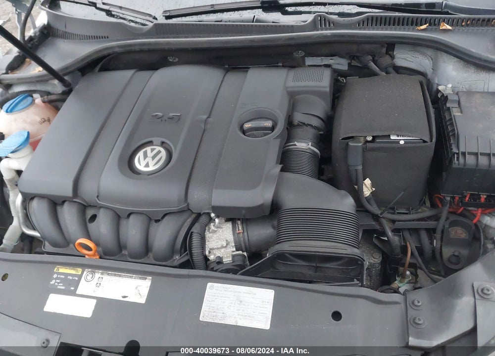 2013 VOLKSWAGEN GOLF 2.5L 4-DOOR VIN: WVWDB7AJ3DW058330