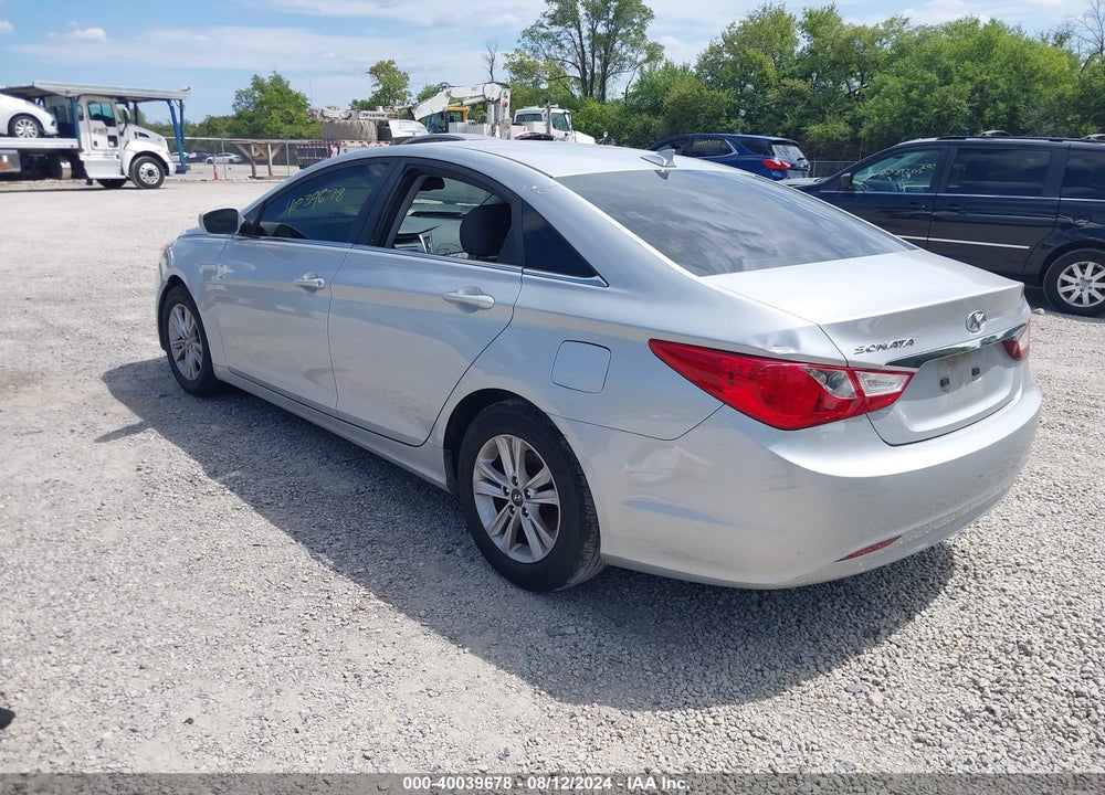 2013 HYUNDAI SONATA GLS VIN: 5NPEB4AC6DH783429