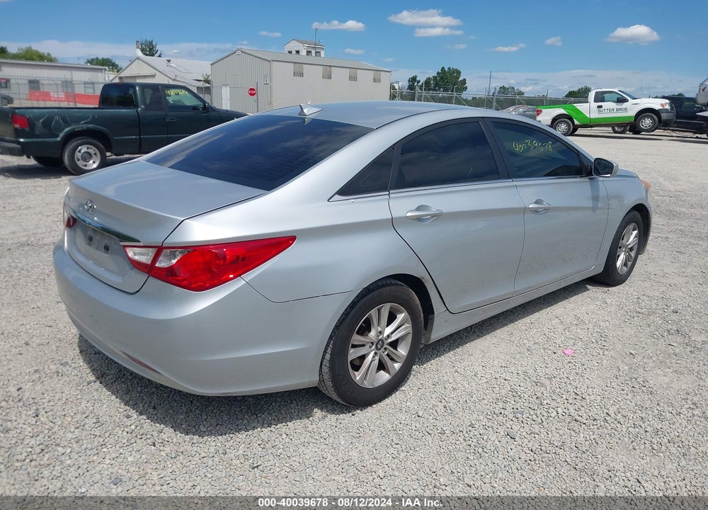 2013 HYUNDAI SONATA GLS VIN: 5NPEB4AC6DH783429