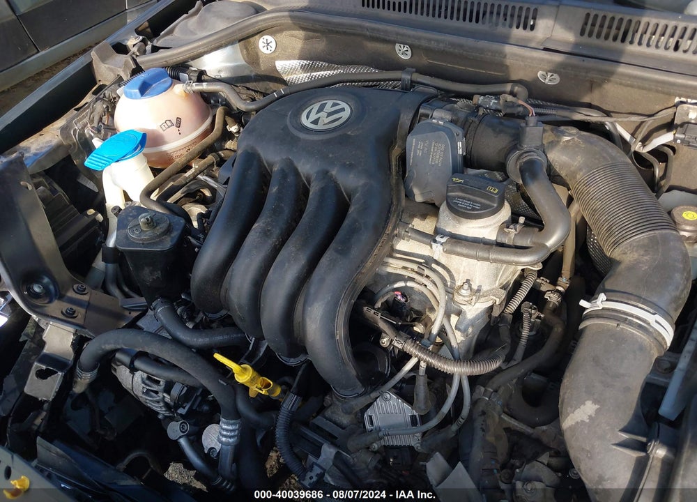2015 VOLKSWAGEN JETTA 2.0L S VIN: 3VW2K7AJ7FM288184