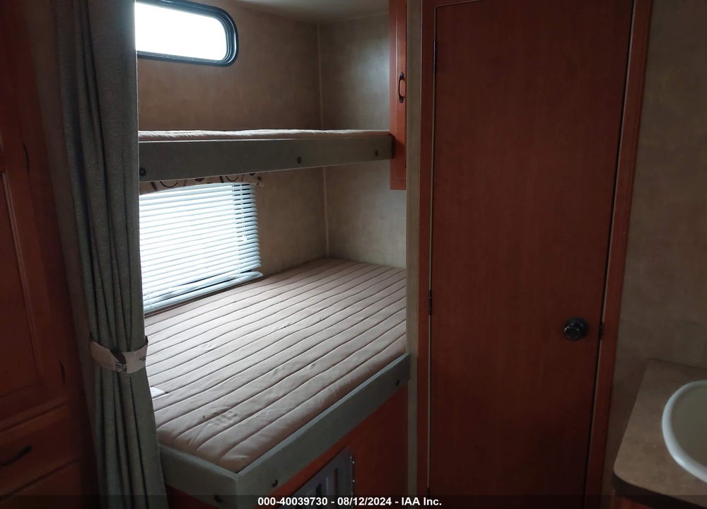 2012 FOREST RIVER TRAVEL TRAILER VIN: 4X4TCKC21CX112579