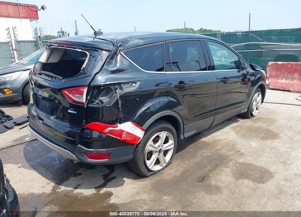 2015 FORD ESCAPE SE VIN: 1FMCU9G98FUC44180