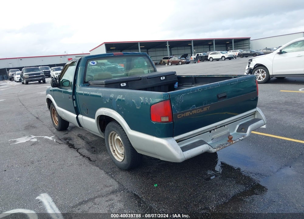 1996 CHEVROLET S TRUCK S10 VIN: 1GCCS1446TK185416