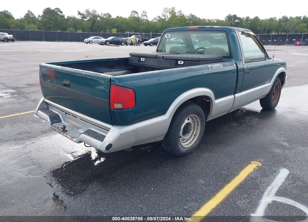 1996 CHEVROLET S TRUCK S10 VIN: 1GCCS1446TK185416