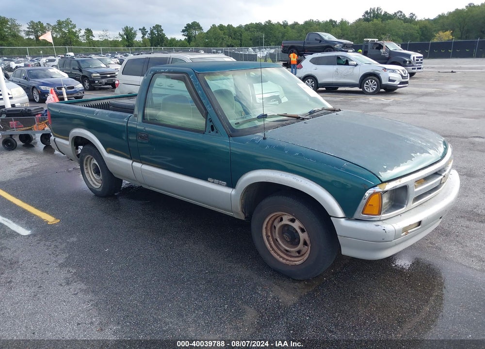 1996 CHEVROLET S TRUCK S10 VIN: 1GCCS1446TK185416