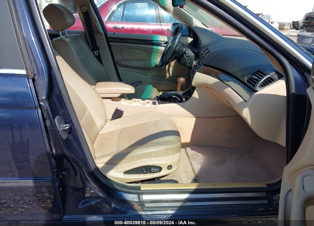2003 BMW 330XI VIN: WBAEW53463PG23330