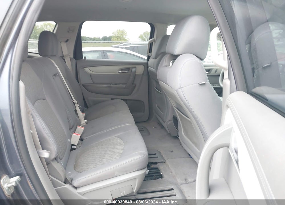 2014 CHEVROLET TRAVERSE LS VIN: 1GNKVFKDXEJ196521