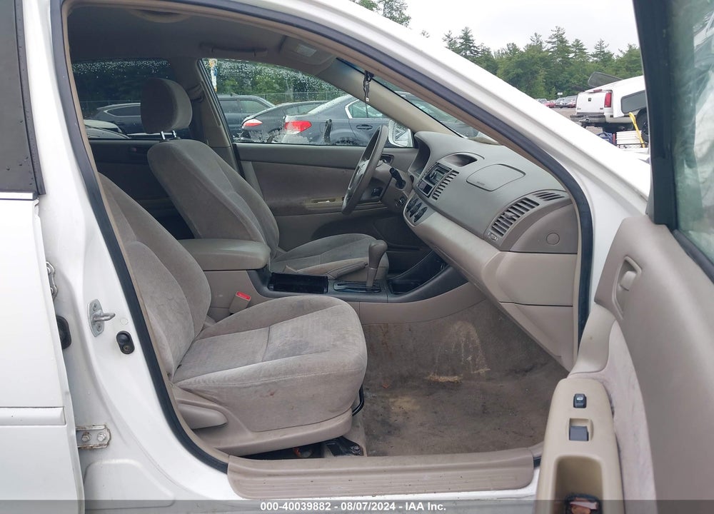 2002 TOYOTA CAMRY VIN: 4T1BE32K22U020302