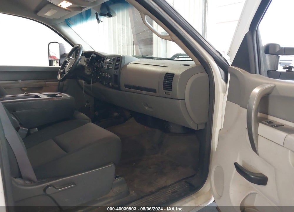 2014 CHEVROLET SILVERADO 2500HD WORK TRUCK VIN: 1GC0KVEG3EF133126
