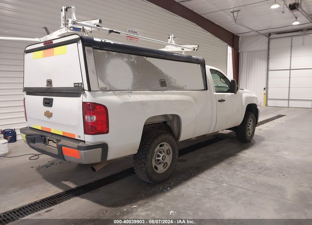 2014 CHEVROLET SILVERADO 2500HD WORK TRUCK VIN: 1GC0KVEG3EF133126