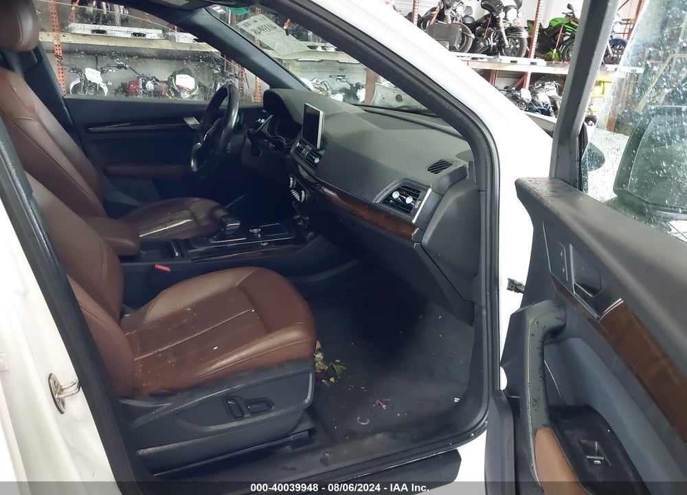 2018 AUDI Q5 2.0T PREMIUM/2.0T TECH PREMIUM VIN: WA1ANAFY4J2244971