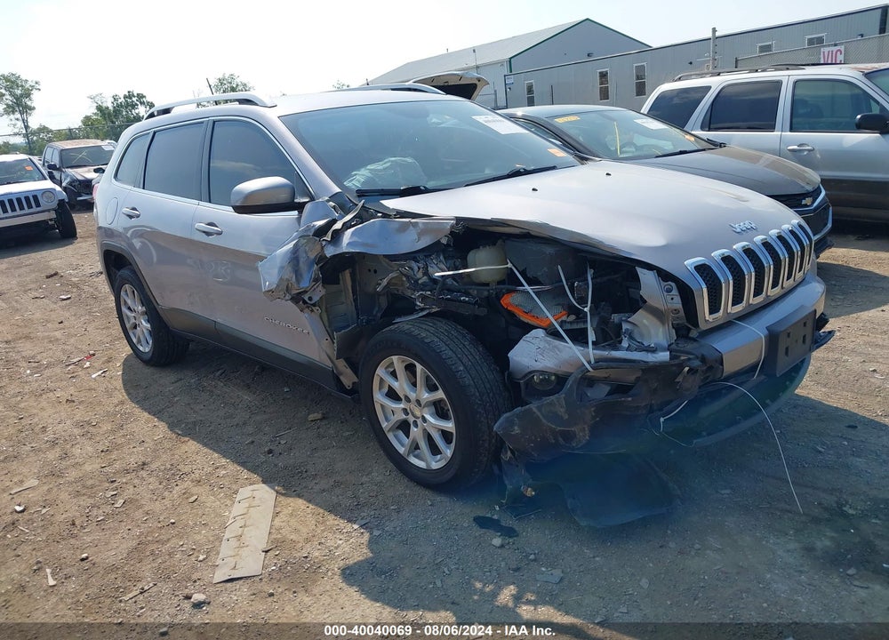 2018 JEEP CHEROKEE LATITUDE FWD VIN: 1C4PJLCB1JD576734