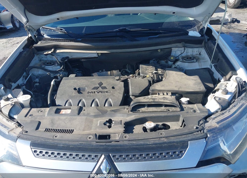 2020 MITSUBISHI OUTLANDER ES 2.4 VIN: JA4AD2A3XLZ004824