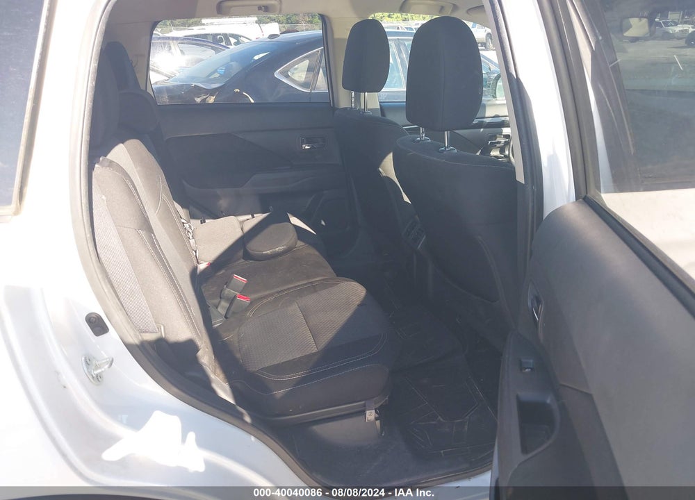 2020 MITSUBISHI OUTLANDER ES 2.4 VIN: JA4AD2A3XLZ004824