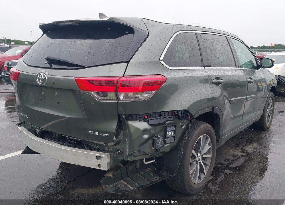 2018 TOYOTA HIGHLANDER XLE VIN: 5TDJZRFH6JS879255