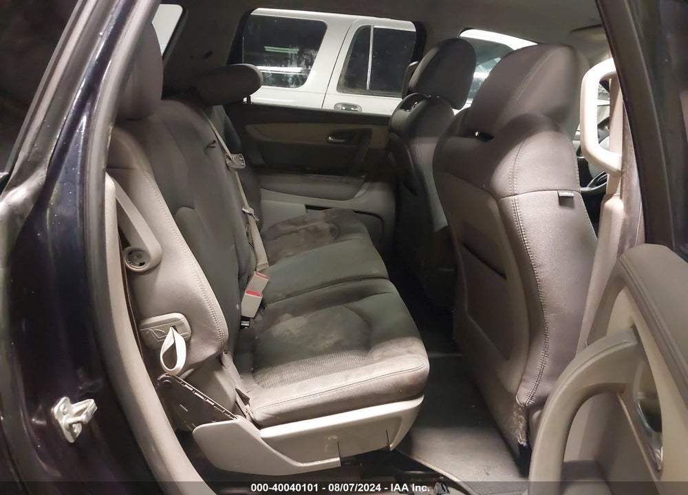 2017 CHEVROLET TRAVERSE LS VIN: 1GNKVFED3HJ304834