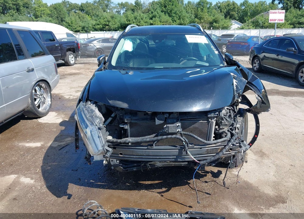 2017 NISSAN ROGUE SL VIN: 5N1AT2MV7HC870539