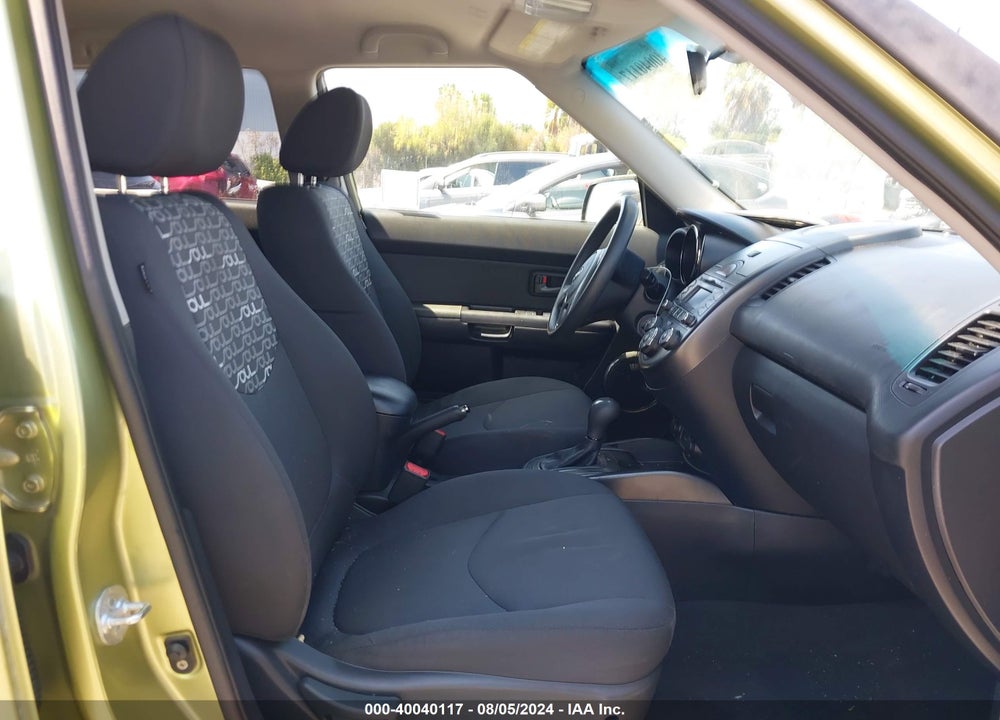 2011 KIA SOUL VIN: KNDJT2A20B7298390