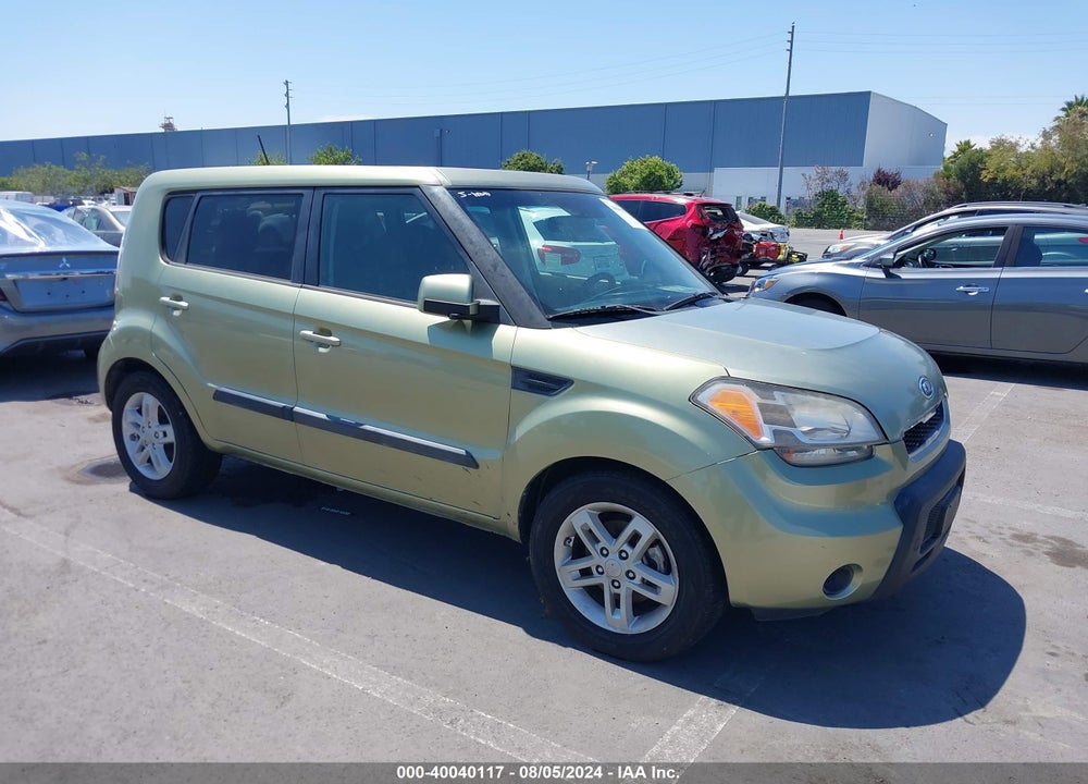 2011 KIA SOUL VIN: KNDJT2A20B7298390