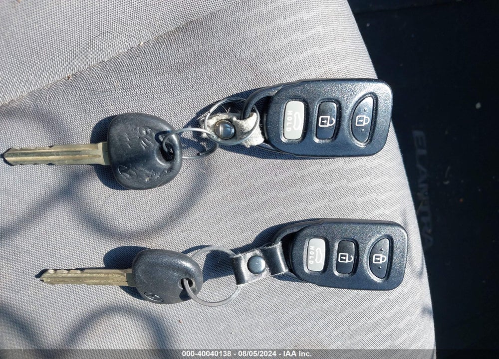 2014 HYUNDAI ELANTRA SE VIN: KMHDH4AE4EU096416