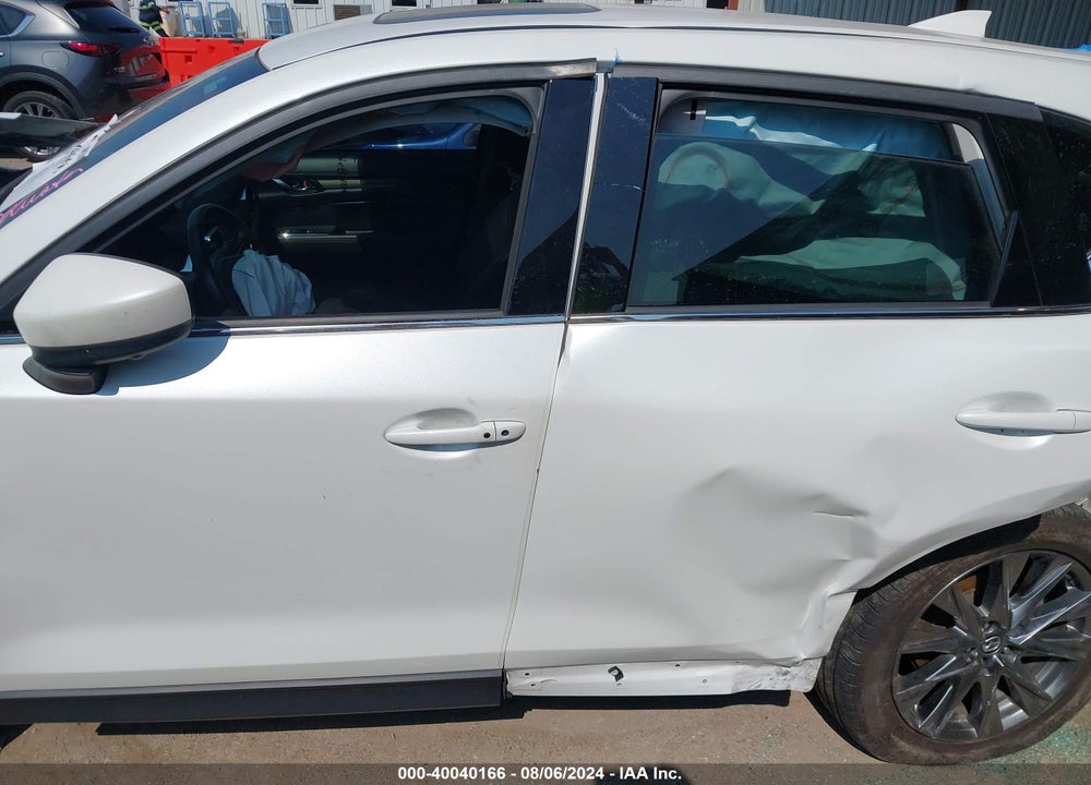 2021 MAZDA CX-5 SIGNATURE VIN: JM3KFBEY0M0301897