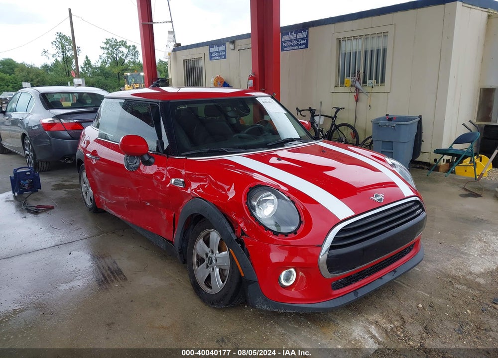 2021 MINI HARDTOP COOPER VIN: WMWXR3C00M2N84490
