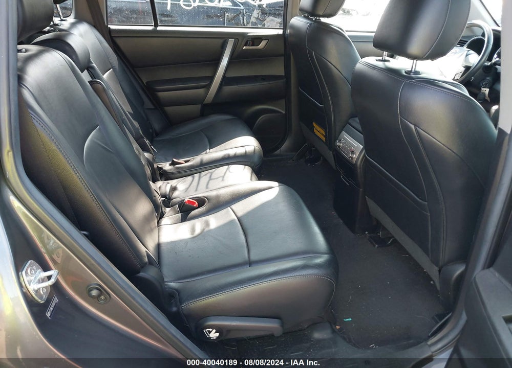 2013 TOYOTA HIGHLANDER SE V6 VIN: 5TDBK3EH0DS203587