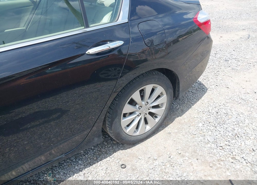 2015 HONDA ACCORD EX-L VIN: 1HGCR2F80FA235384
