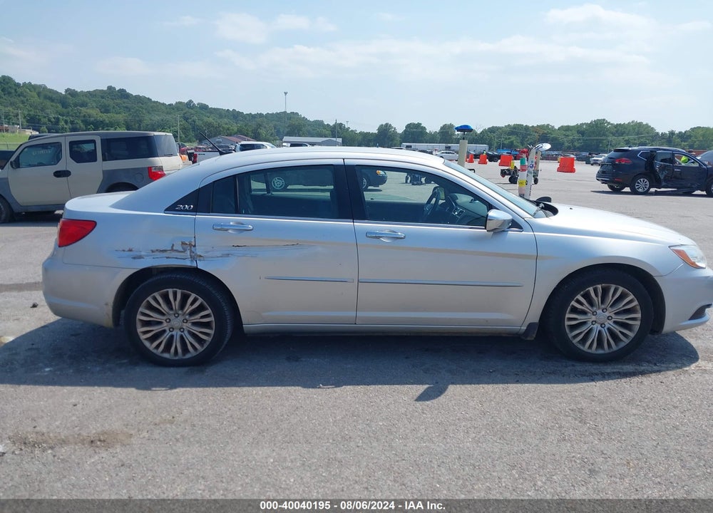 2012 CHRYSLER 200 LIMITED VIN: 1C3CCBCB8CN155131