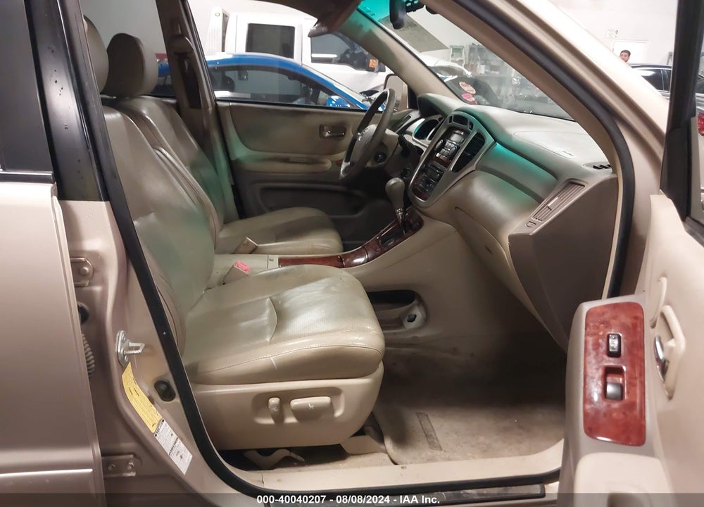 2005 TOYOTA HIGHLANDER LIMITED V6 VIN: JTEEP21A950092443