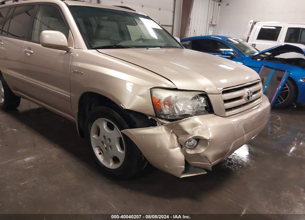 2005 TOYOTA HIGHLANDER LIMITED V6 VIN: JTEEP21A950092443