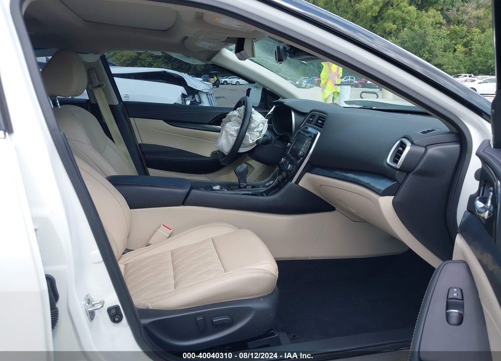 2023 NISSAN MAXIMA PLATINUM XTRONIC CVT VIN: 1N4AA6FV3PC502488