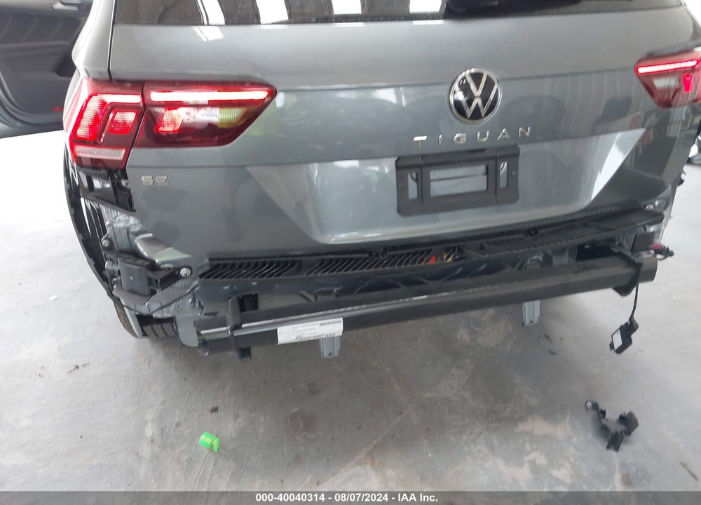 2024 VOLKSWAGEN TIGUAN 2.0T SE VIN: 3VVNB7AX9RM121142