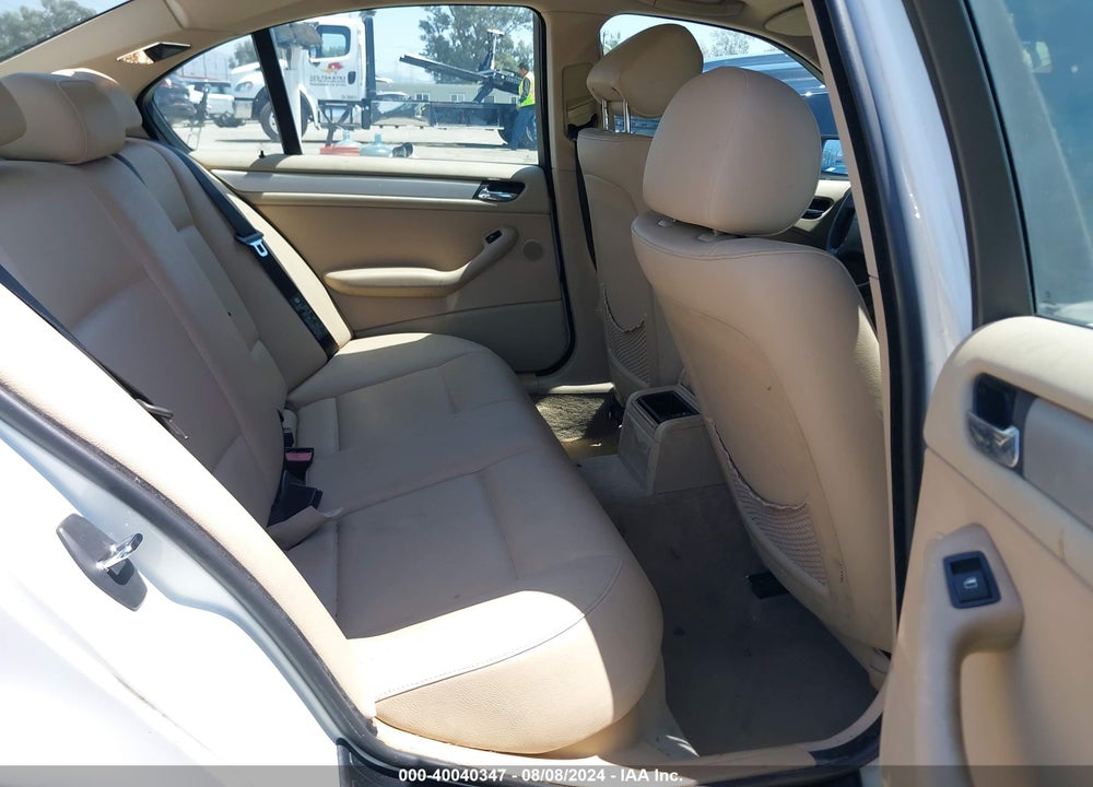 2003 BMW 325I VIN: WBAET37423NJ37128