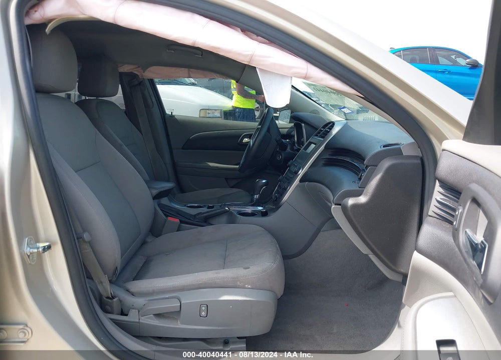 2015 CHEVROLET MALIBU LS VIN: 1G11B5SL9FF276727