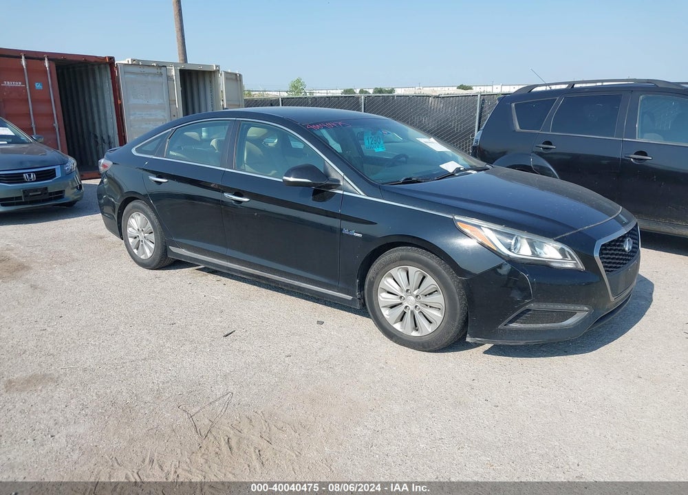 2016 HYUNDAI SONATA HYBRID SE VIN: KMHE24L12GA030127