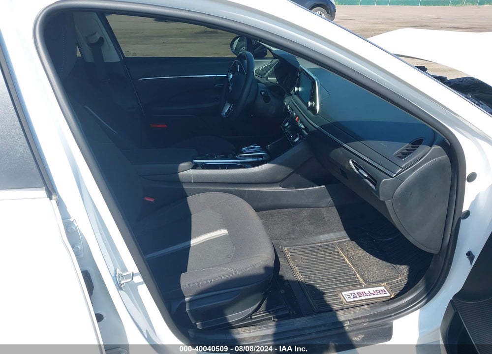 2022 HYUNDAI SONATA VIN: KMHL64JAXNA238574