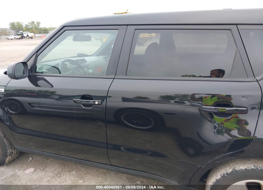 2016 KIA SOUL VIN: KNDJN2A2XG7266032