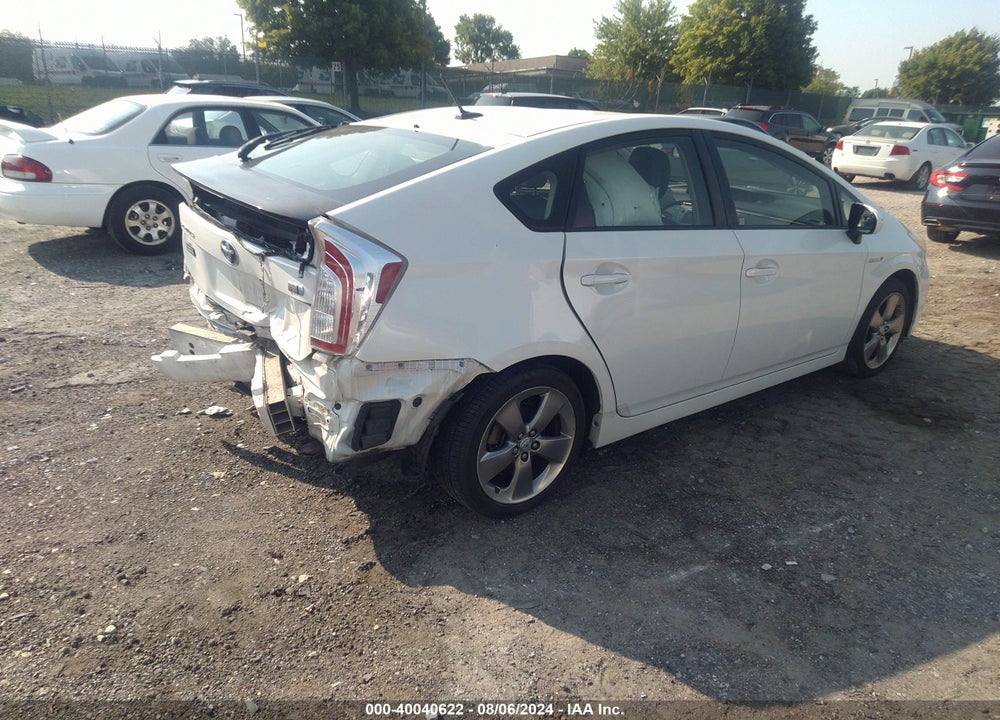 2013 TOYOTA PRIUS THREE SE VIN: JTDKN3DU2D1635360